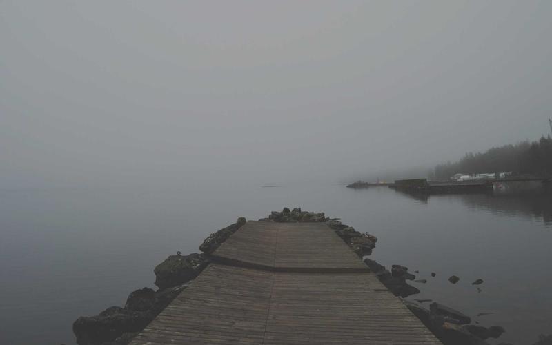 石膏板吊頂和集成吊頂能混搭嗎？收口與開裂怎么控？