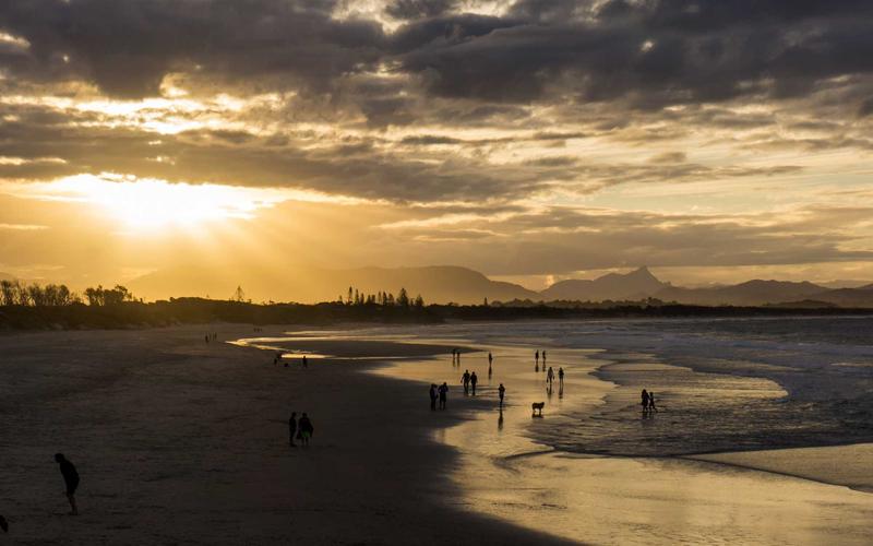 問答：巴迪斯集成吊頂和石膏吊頂比有什么優勢？從維護與壽命看