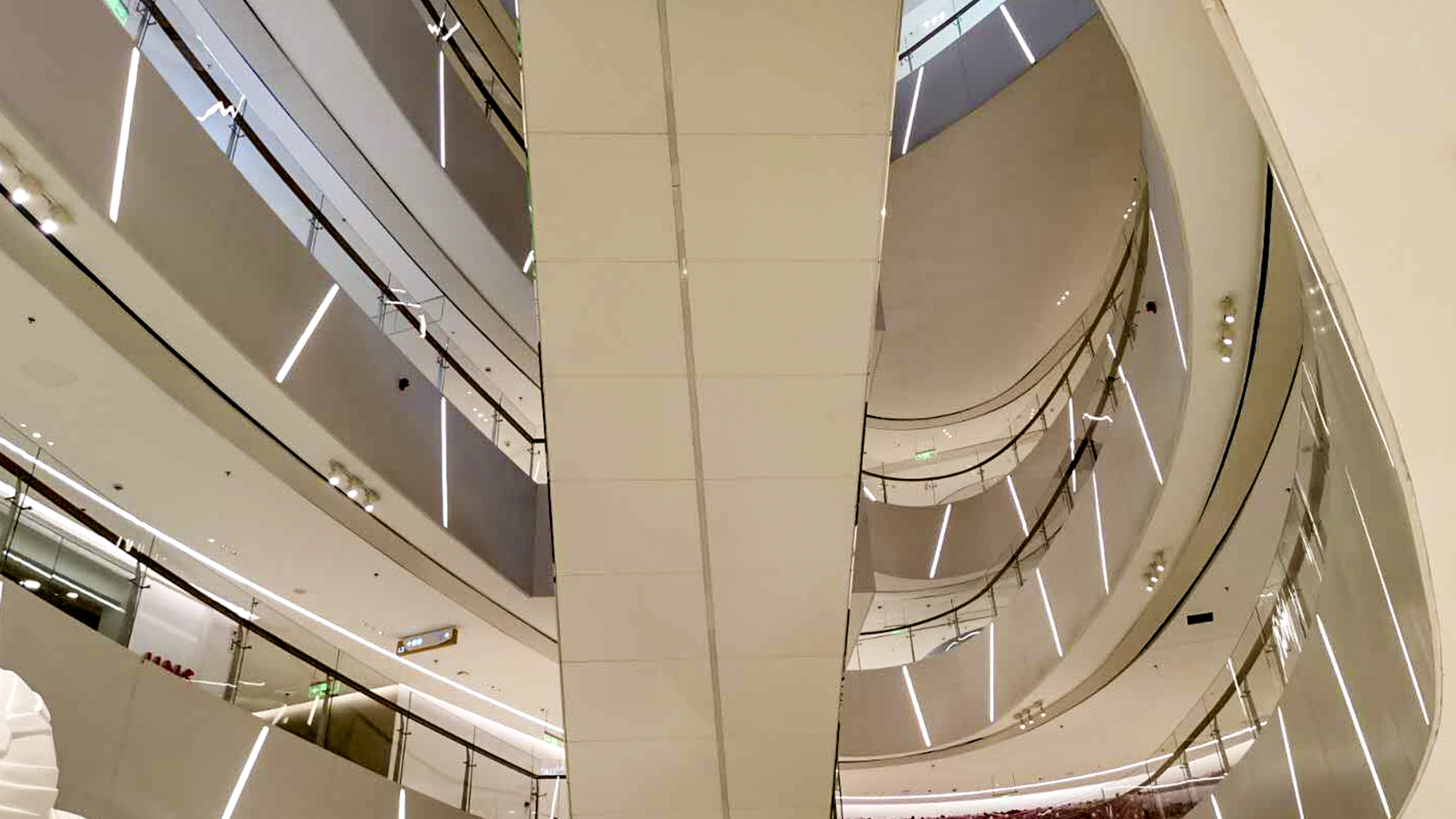 鄭州新田360廣場設計案例、裝修效果圖